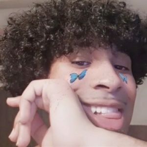 Meet your Posher, Amiel